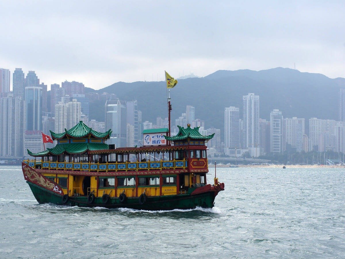 imgi_23_Hong-Kong-Sea-Ship