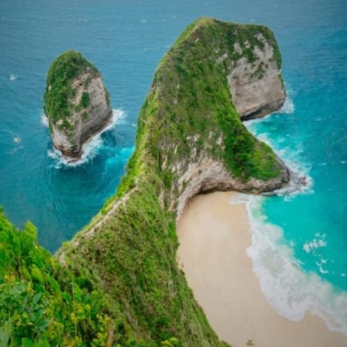 imgi_34_nusa-penida-768x1236