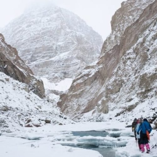 imgi_48_ladakh-tour-packages-768x414